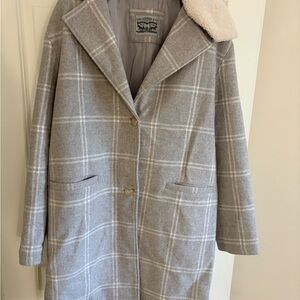 Levi's Women's Gray Plaid Trench Coat